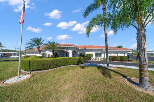 9615 Mainlands Blvd, Pinellas Park FL  33782-3817 exterior