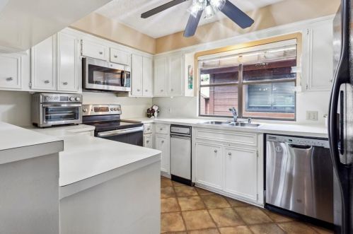 645 Davis Rd, League City TX  77573-2848 exterior