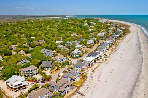5 Beachwood, Isle Of Palms SC  29451-2815 exterior