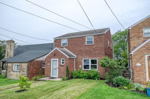 1609 Trinity St, Pittsburgh, PA 15206-1364