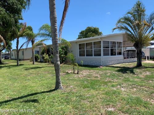 484 Egret Cir, Sebastian, FL 32976-7484