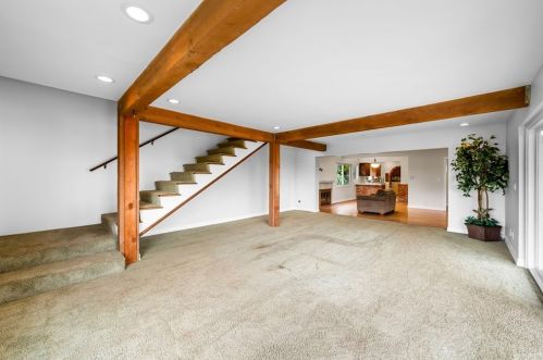 2114 Caddington Dr, Palos Verdes Estates CA  90275-2015 exterior