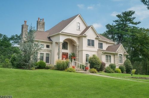 114 Dockerty Hollow Rd, West Milford Lakes, NJ 07480-1728
