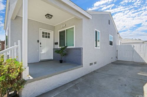 4835 122nd St, Hawthorne CA  90250-3507 exterior