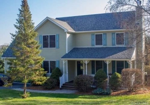 211 State Line Rd, Westtown, NY 10998-4106