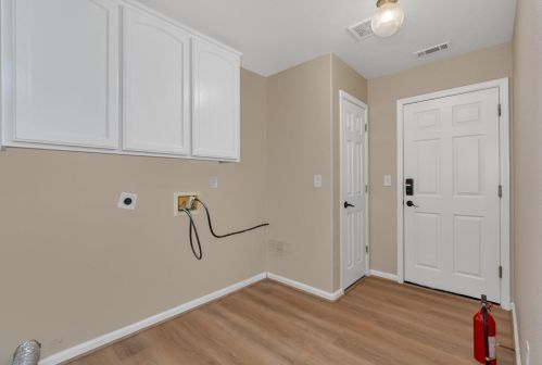 2009 Carlsbad Caverns Ct, Newman CA  95360-9635 exterior