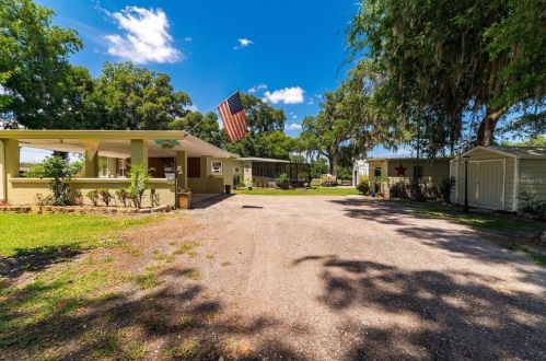 10710 Mcintosh Rd, Thonotosassa FL  33592-3945 exterior