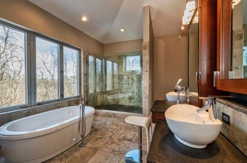 38 Virginia Ln, Canonsburg PA  15317-5802 exterior