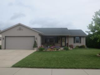 470 Washington Ave, Kewaskum WI  53040-8902 exterior