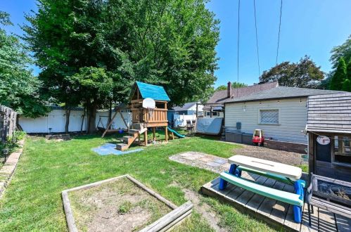 3425 95, Milwaukee WI 53222-3555 exterior