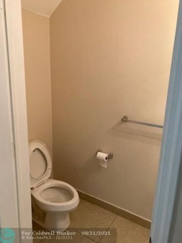 11960 27th Ct, Hollywood FL  33025-0782 exterior