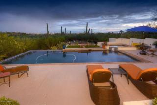 6710 Longfellow Dr, Tucson, AZ 85718-2420