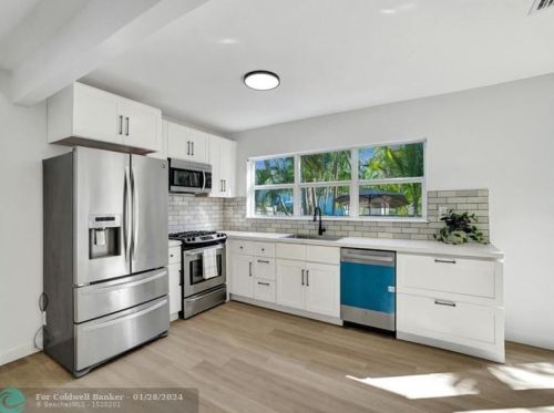 2105 14th Ct, Hollywood FL  33020-2518 exterior