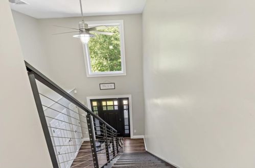 62 Demello Dr, Tiverton RI  02878-2770 exterior