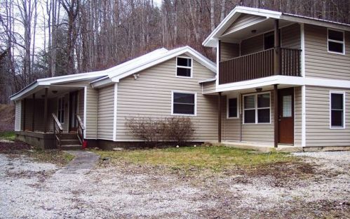 1101 Otter Creek Rd, Topton, NC 28781-7494