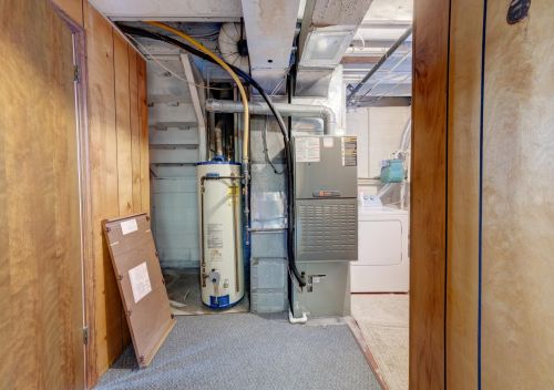 1035 Amboise Dr, Marion OH 43302-6614 exterior