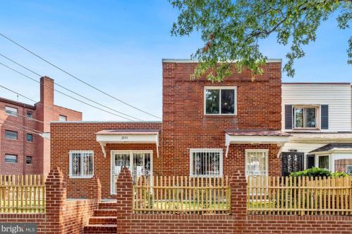 3341 Ames St, Washington DC  20019-1316 exterior