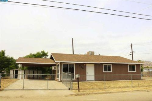 998 River Ave, Porterville, CA 93257-5530