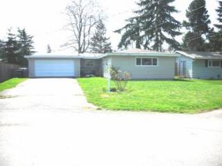 15841 14 Ave, Seattle WA  98166-2806 exterior