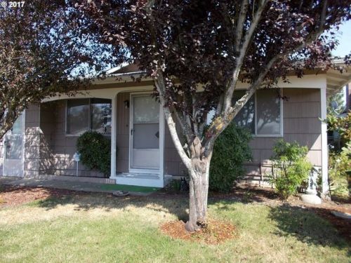 1140 Stanfield Rd, Woodburn, OR 97071-2338