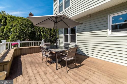 106 Claremont Dr, Lansdale PA 19446-6359 exterior