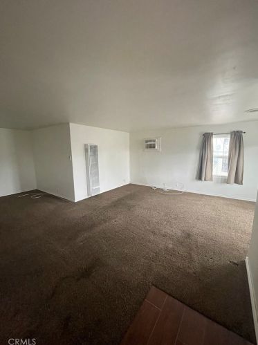 7695 Lincoln Ave, Riverside, CA 92504-4406