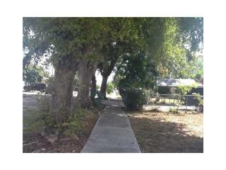 2690 24th Ave, Hollywood, FL 33020-1650