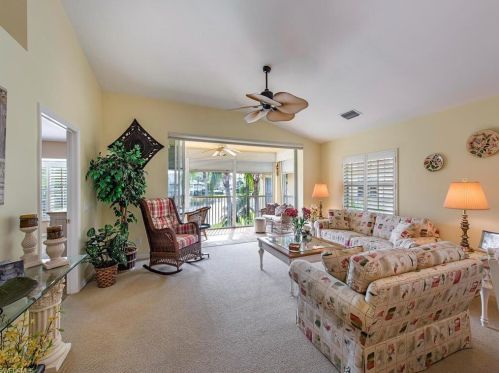 6240 Reserve Cir, Naples, FL 34119-4233