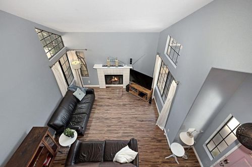 10616 Penara St, San Diego, CA 92126-5944