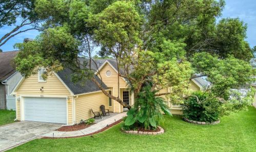 7201 Hideaway Trl, New Port Richey, FL 34655-4017