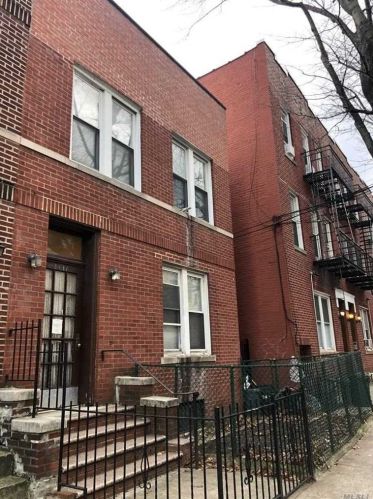 24-17 29th St, Long Island City, NY 11102-2502