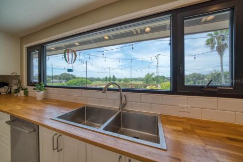 936 Wedgewood Ln, Lakeland FL  33813-1763 exterior