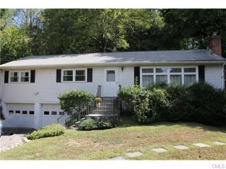 93 Old Colony Rd, Stamford, CT 06907-1235