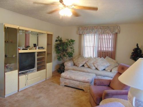 806 Jean St, Connellsville PA  15425-4613 exterior