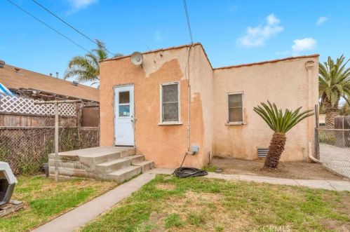 4627 Pine St, Pico Rivera CA  90660-2261 exterior