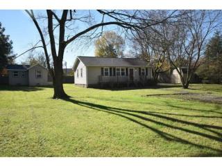 1920 Troendly St, Burlington, NC 27217-1036