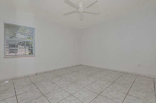 971 64th St, Hialeah FL  33012-6414 exterior