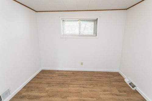 1525 Crawford Ave, Connellsville PA  15425-1622 exterior