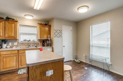 4561 Wheatland Dr, Fort Worth TX  76179-5082 exterior