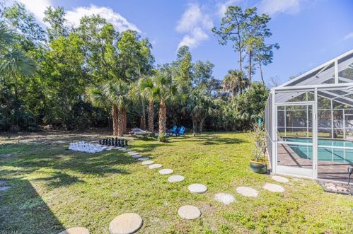 6100 Green Blvd, Naples FL  34116-4824 exterior