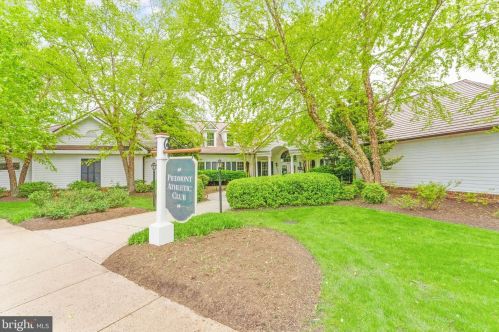 6352 Cullen Pl, Haymarket VA  20169-5400 exterior