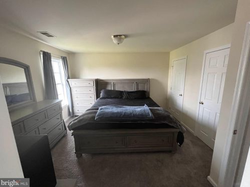 212 Ann St, Charles Town WV  25414-1604 exterior