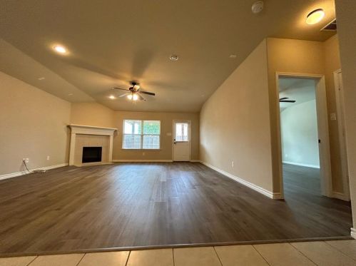 1912 Megan Creek Dr, Oak Point TX  75068 exterior