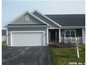 3764 Pegasus Cir, Syracuse, NY 13209-9505