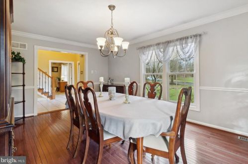 4 Newlin Way, Glen Mills PA  19342-1259 exterior