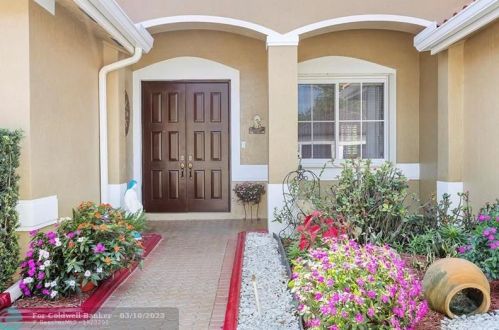 14560 37th St, Hollywood, FL 33027-3789