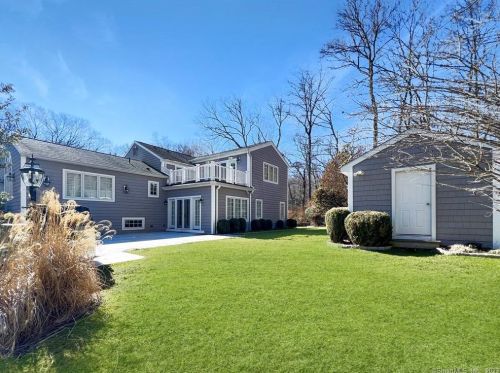 43 Laurel Ledge Rd, Stamford, CT 06903-1520