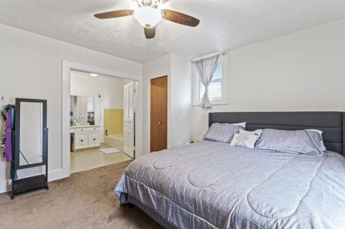 637 Cleveland Ave, Marion OH  43302-5009 exterior