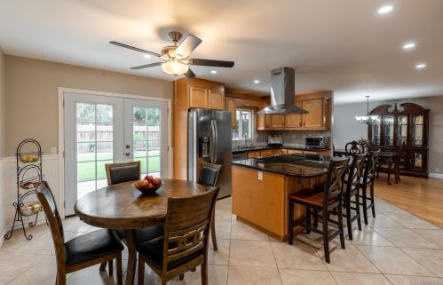 17726 Sintonte Dr, San Diego, CA 92128-1232