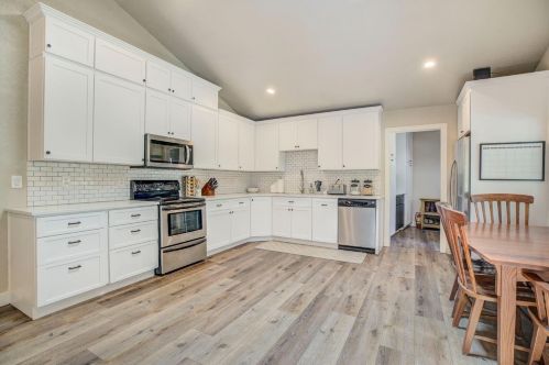 5180 Starkes Grade Rd, Pacific House, CA 95726-9558